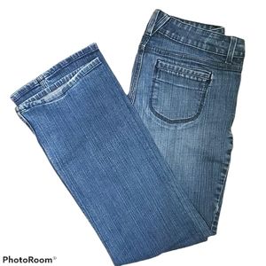 APT. 9 Jeans Cute comfy jeans size 10